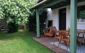 Joli Appartement Avec Jardin
